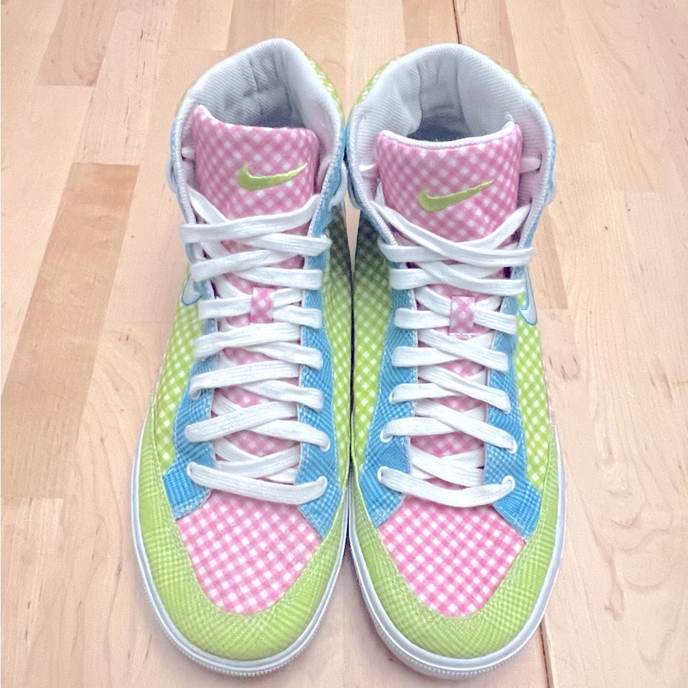 NIKE WOMEN’S GTS HIGH RARE